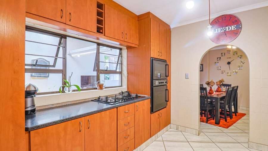 4 Bedroom Property for Sale in Safari Gardens North West